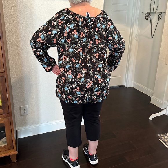 DIVIDE BY ZERO Flowy Boho Peasant Top - 3X - Picture 4 of 10